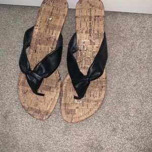 Black thong sandal wedges
